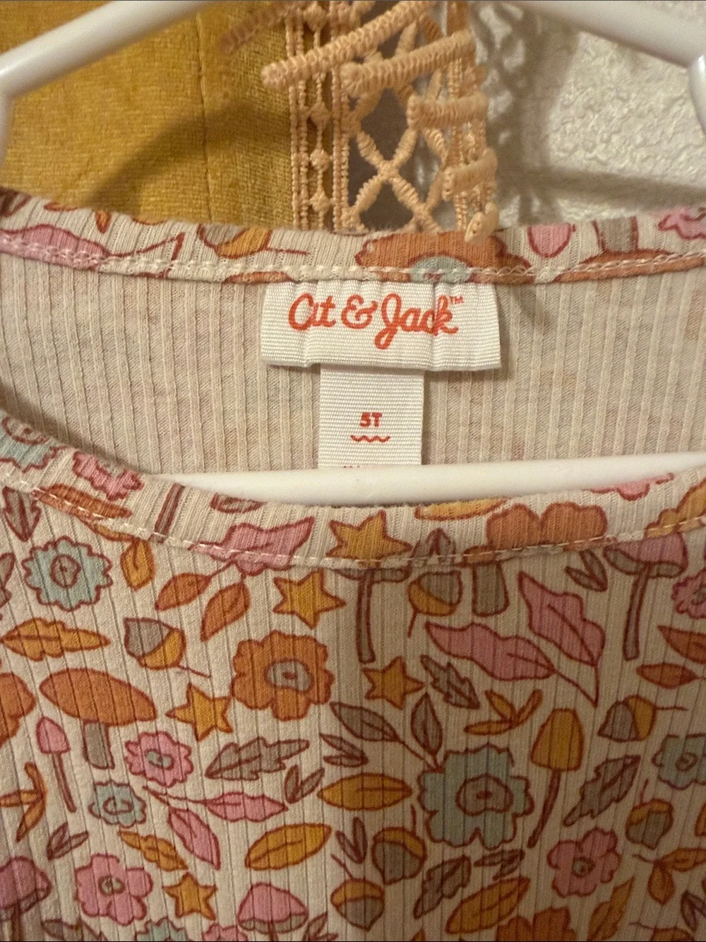 Cat & jack 5t top